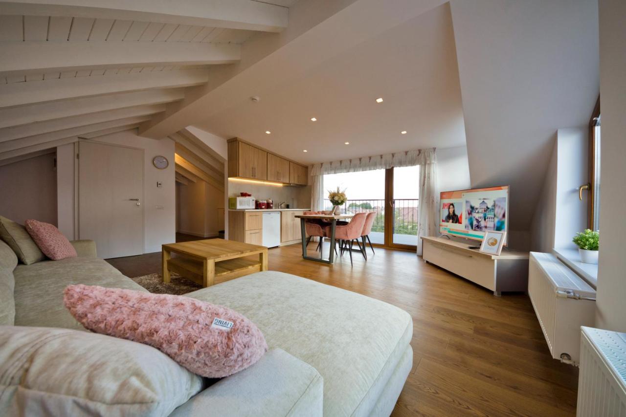 Apartaments Rîşnov 外观 照片