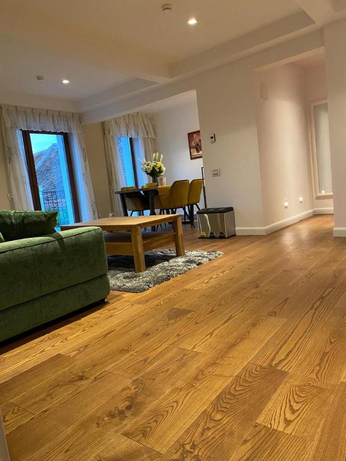 Apartaments Rîşnov 外观 照片